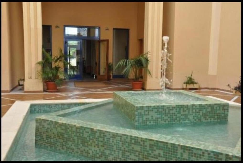 Fibes Apartamento Con Parking Gratis Sevilla Exterior foto